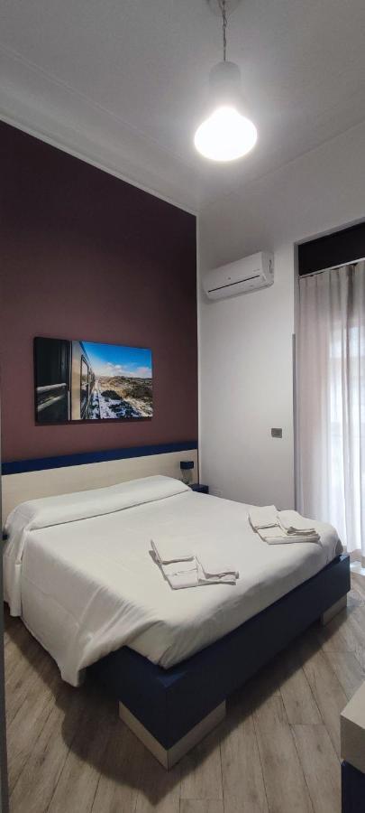 Guesthouse Ughetti 21 Κατάνια Εξωτερικό φωτογραφία