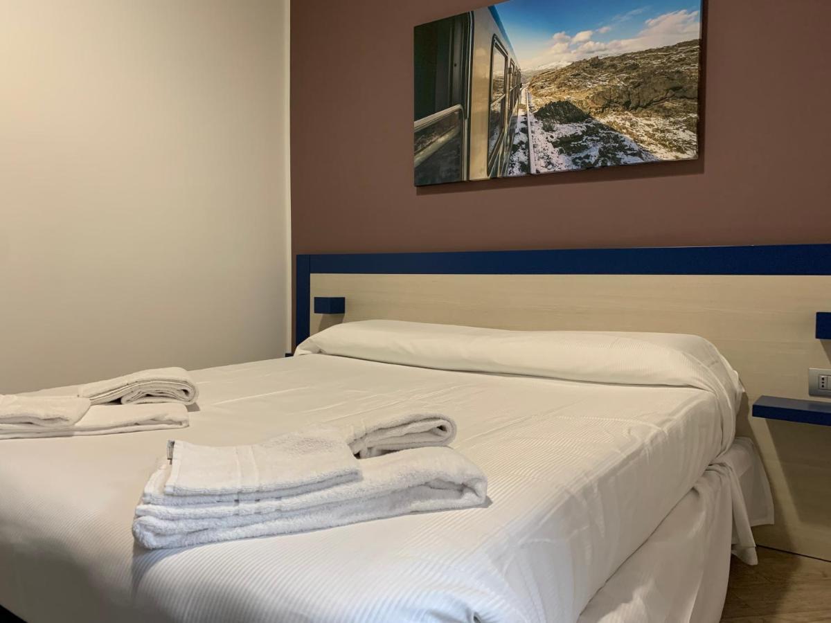 Guesthouse Ughetti 21 Κατάνια Εξωτερικό φωτογραφία