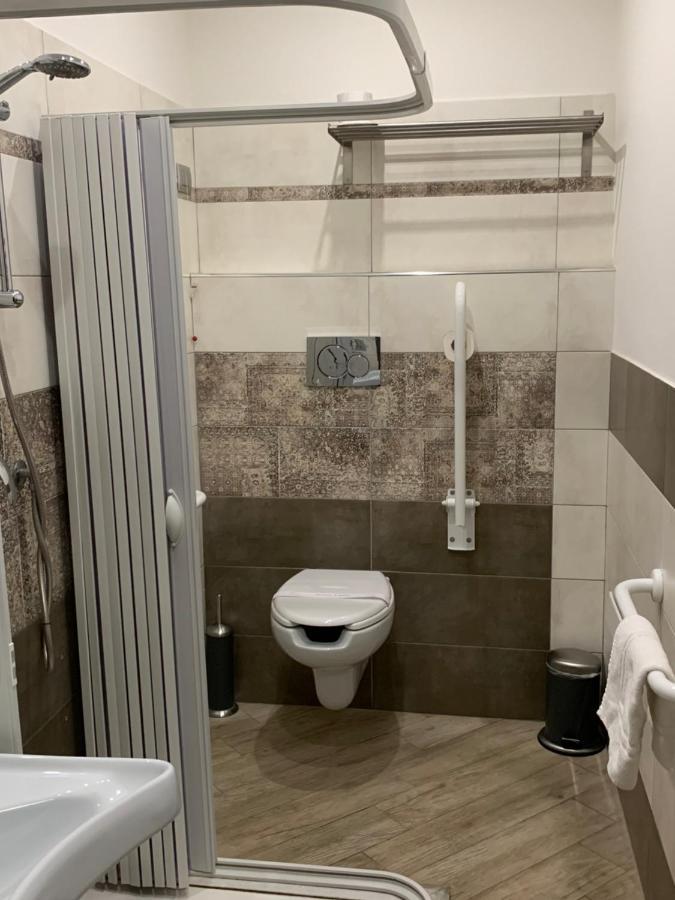 Guesthouse Ughetti 21 Κατάνια Εξωτερικό φωτογραφία