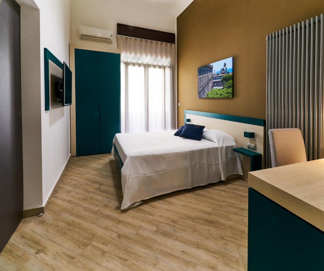 Guesthouse Ughetti 21 Κατάνια Εξωτερικό φωτογραφία