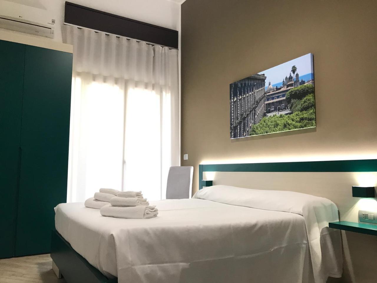 Guesthouse Ughetti 21 Κατάνια Εξωτερικό φωτογραφία
