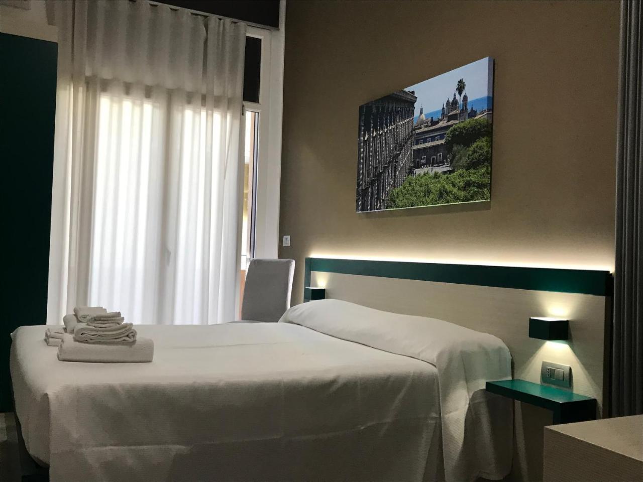 Guesthouse Ughetti 21 Κατάνια Εξωτερικό φωτογραφία